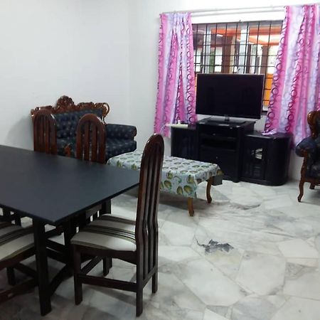 Homestay Pd Port Dickson Esterno foto