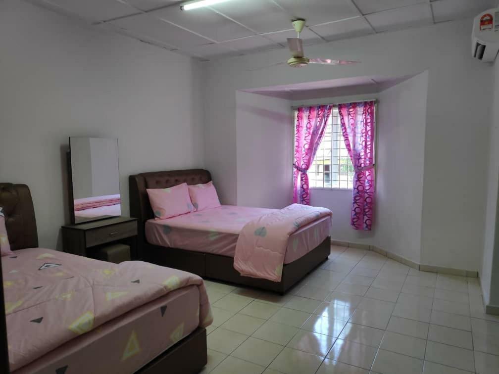 Homestay Pd Port Dickson Esterno foto